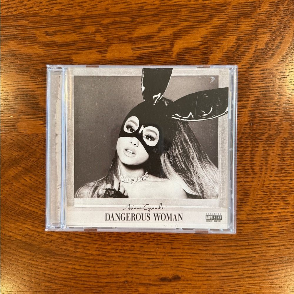 Ariana Grande Dangerous Woman CD